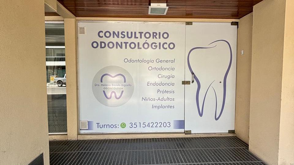 Fachada del consultorio odontologico